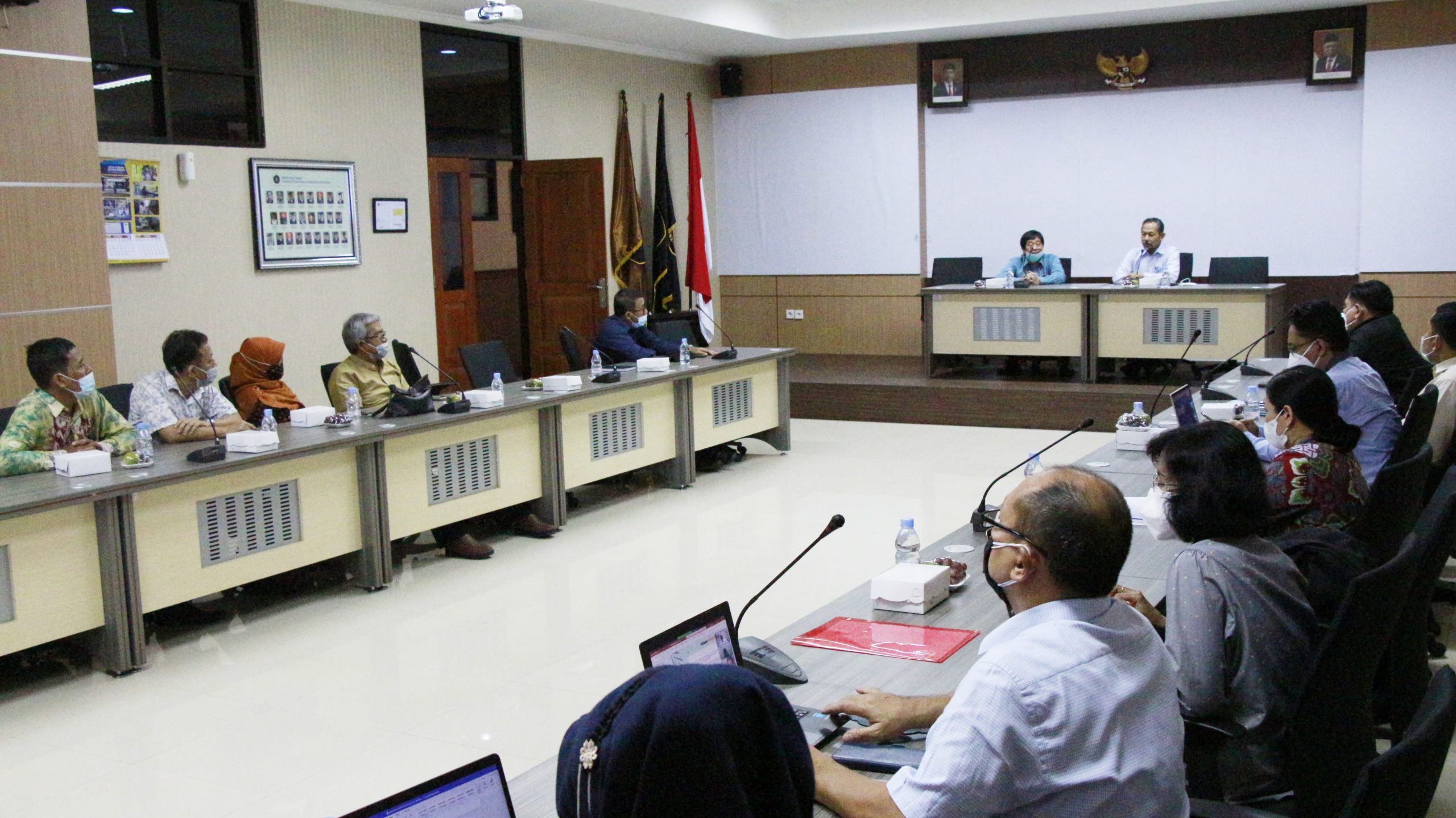 Learn the Preparation of International Accreditation Forms Fapet Unja Visits Faculty of Animal Science UB