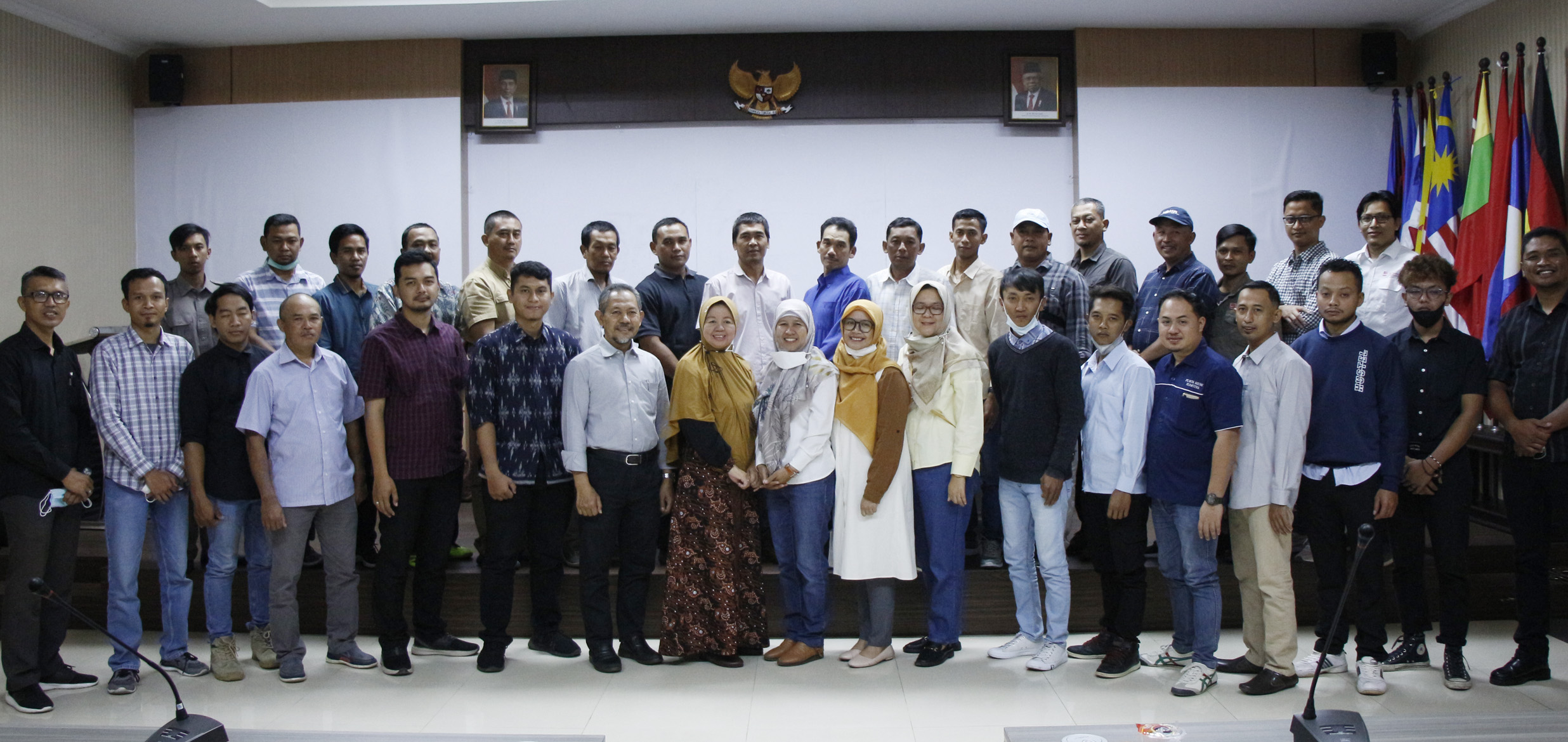UB Faculty of Animal Science Lecturers Together with PT. Nestle Indonesia Provides Training on Frozen Semen Quality Test