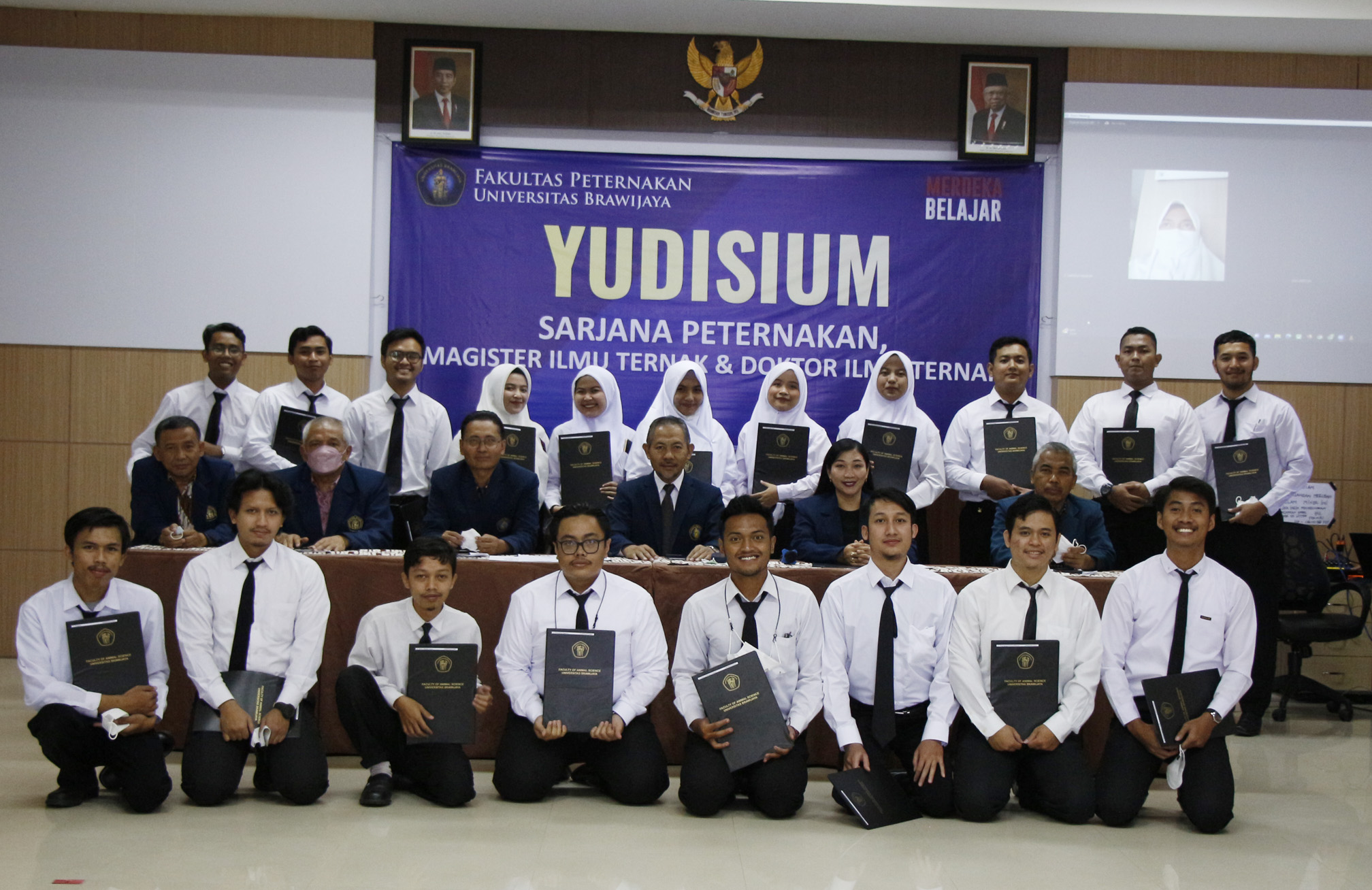 Mahasiswa Program Sarjana dan Pascasarjana Fapet Ikuti Yudisium