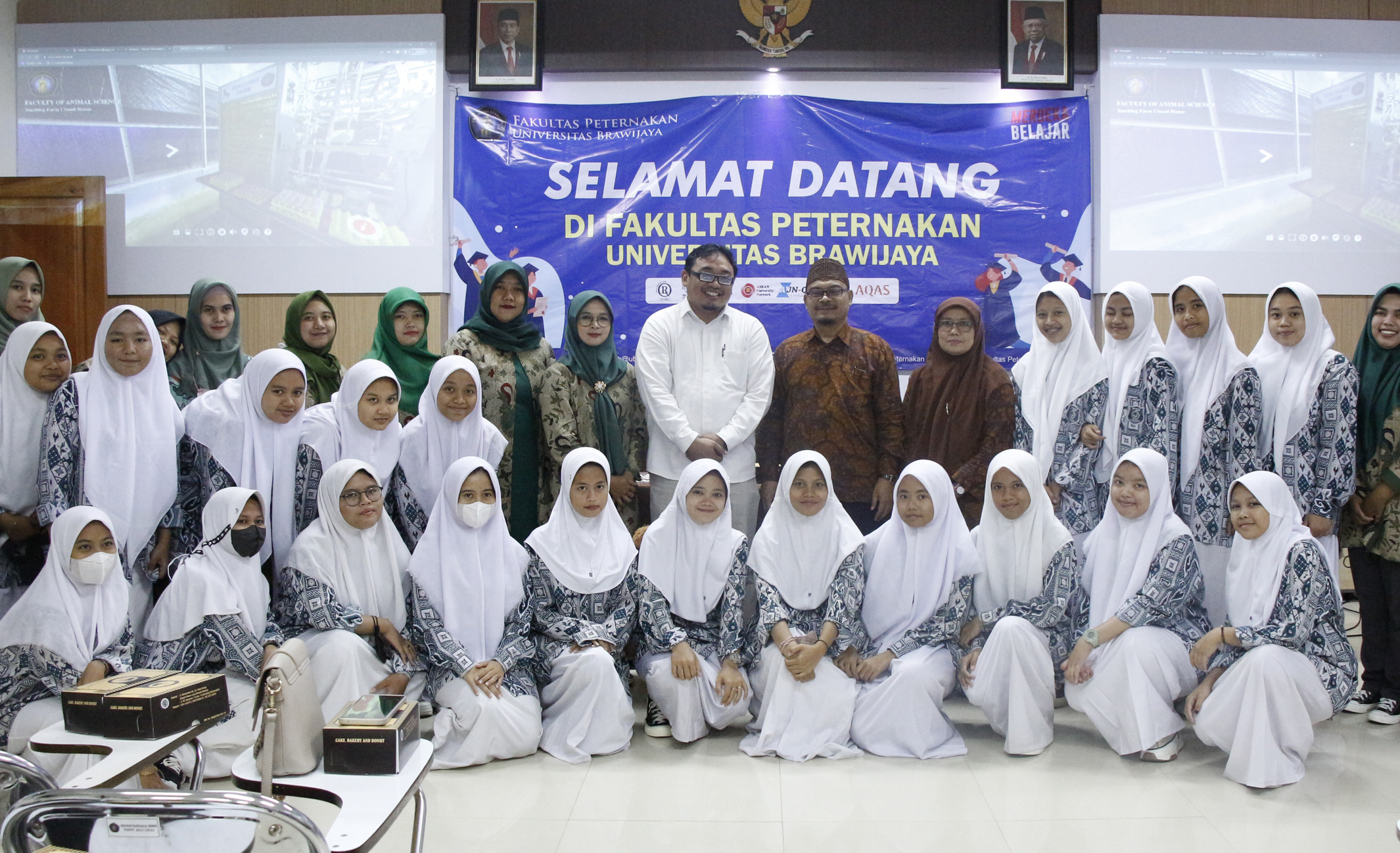 Mengenal Program Studi Peternakan SMA Islam Al Mizan Jatiwangi Kunjungi Fapet UB