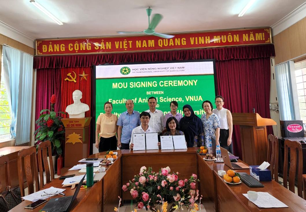IRO Fapet UB Lakukan Seleksi Rekrutmen Mahasiswa Inbound di Vietnam University of Agriculture