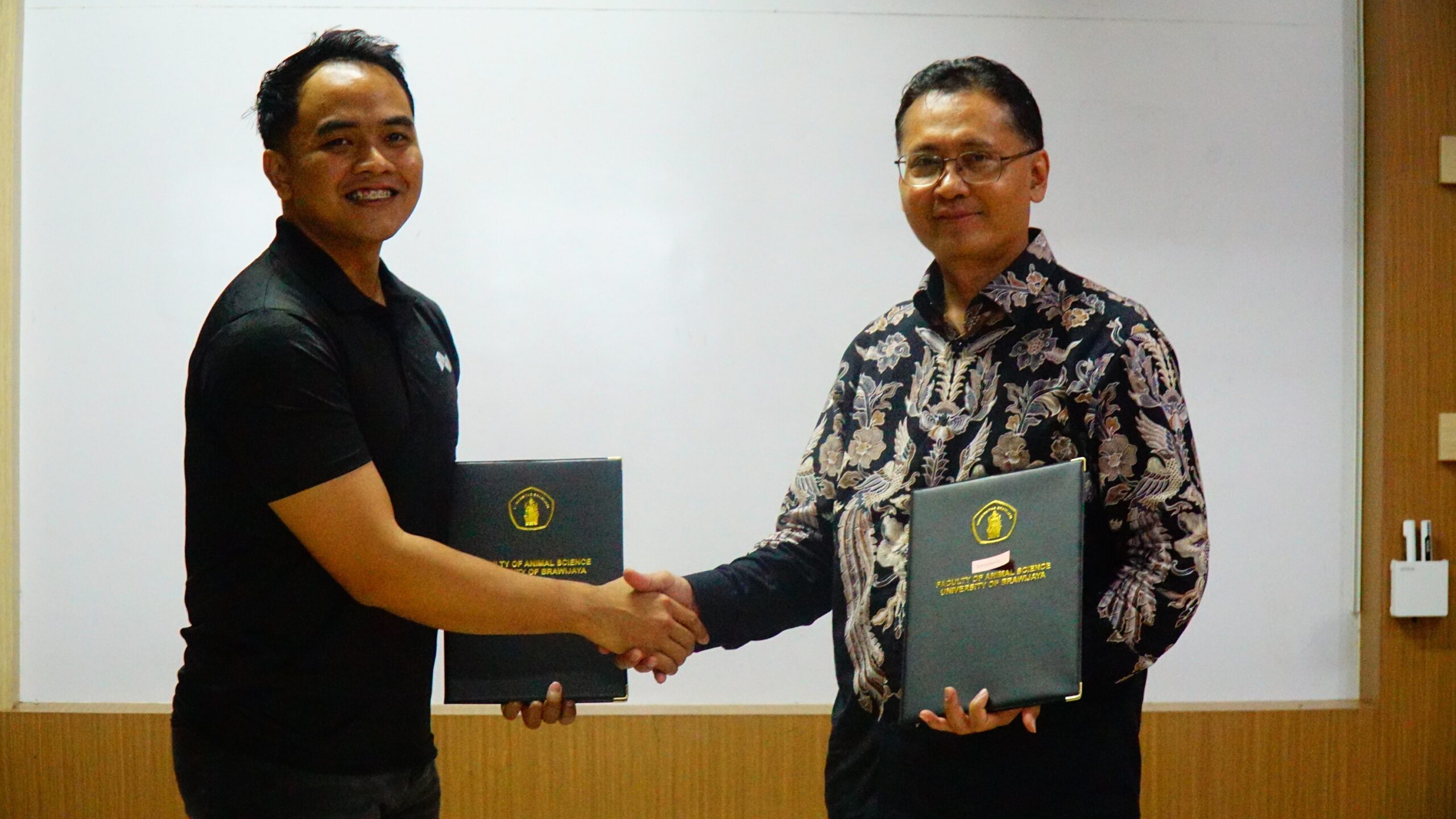 Strategic Collaboration Between the Faculty of Pharmacy, University of North Sumatra and the Faculty of Animal Husbandry, Brawijaya University to Improve Education, Research and Community Service