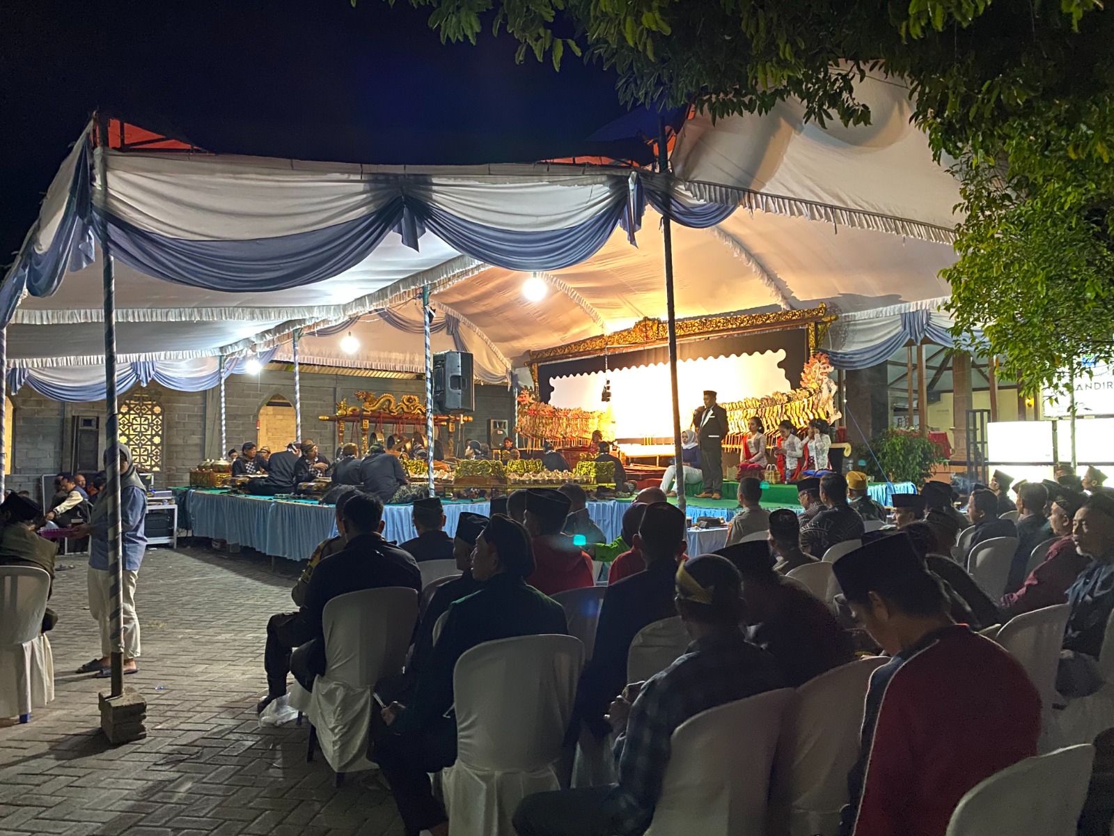 Berpartisipasi dalam Peringatan Tahun Baru Islam di Desa Ngunut Magetan, Mahasiswa FAPET UB